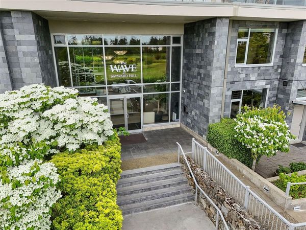 5332 Sayward Hill Cres , Unit #401, Saanich, BC V8Y 3H8