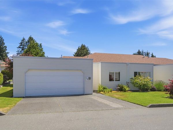 677 Bunting Pl, Unit #30, Comox, BC V9M 3S1