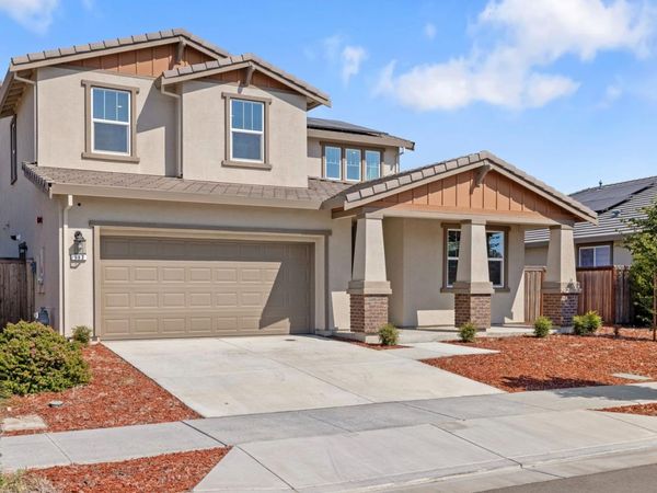 997 Pipit St, Lathrop, CA 95330