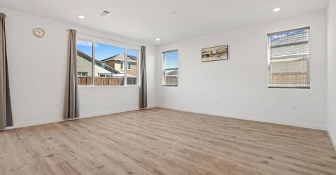 997 Pipit St, Lathrop, CA 95330 Photo