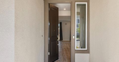 997 Pipit St, Lathrop, CA 95330 Photo
