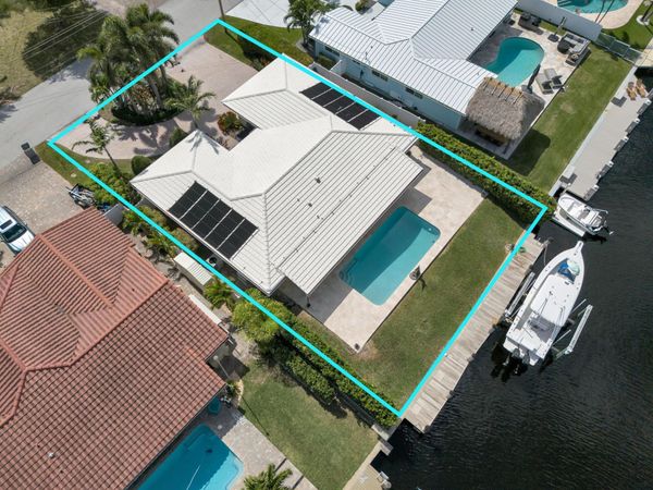 925 SE 10th Street, Pompano Beach, FL 33060