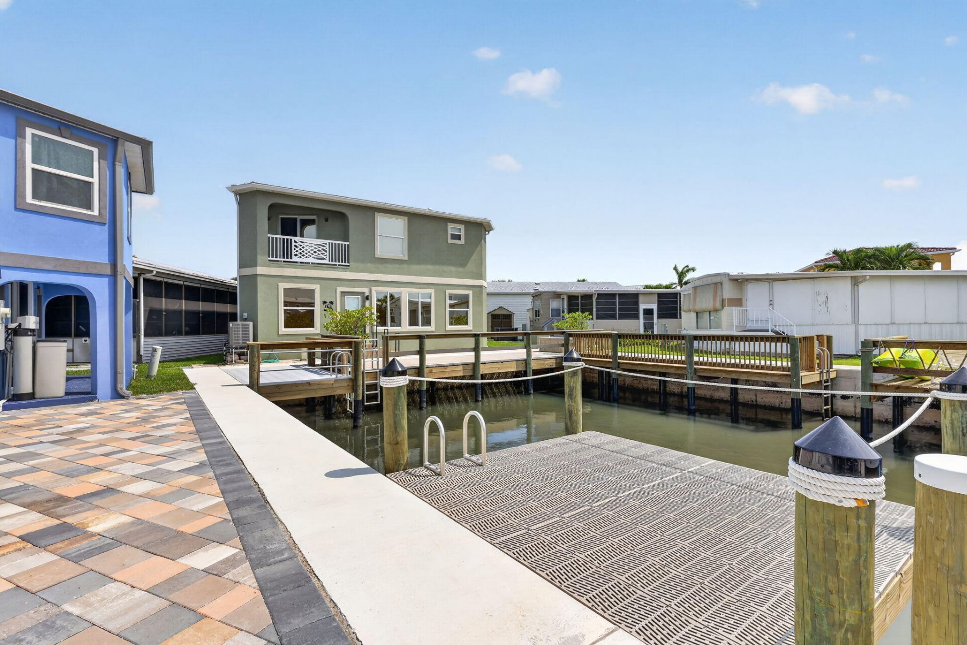 351 Nettles Boulevard, Jensen Beach, FL 34957 Photo