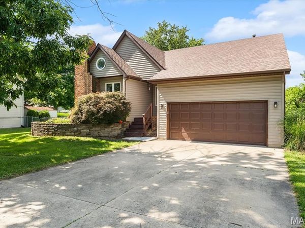 7342 W Main Street, Maryville, IL 62062