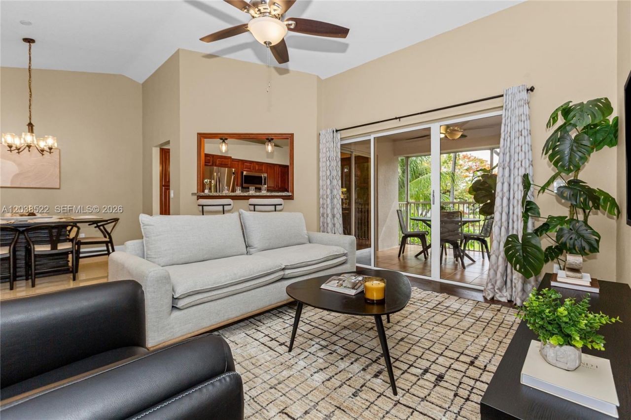 9237 NW 9th Pl, Unit 9237, Plantation, FL 33324 Photo
