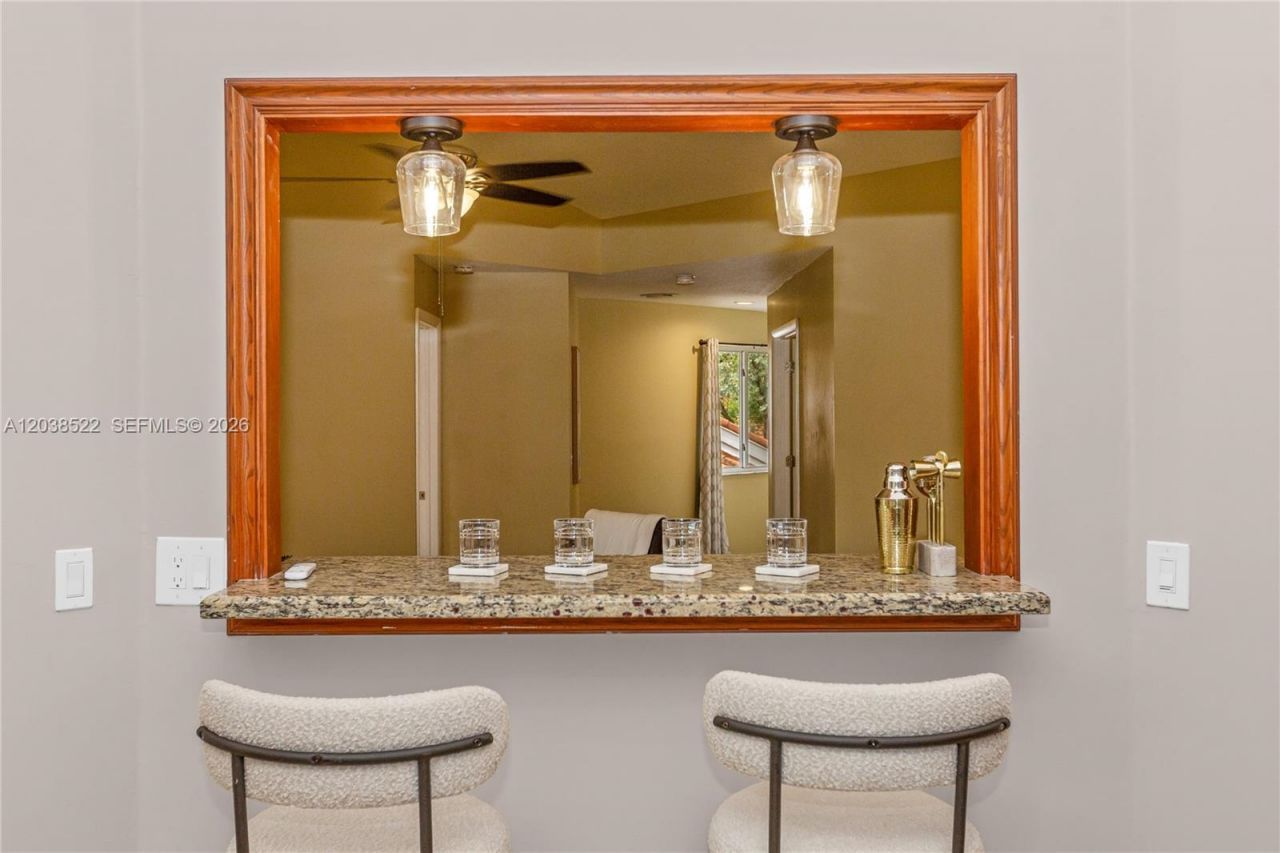 9237 NW 9th Pl, Unit 9237, Plantation, FL 33324 Photo