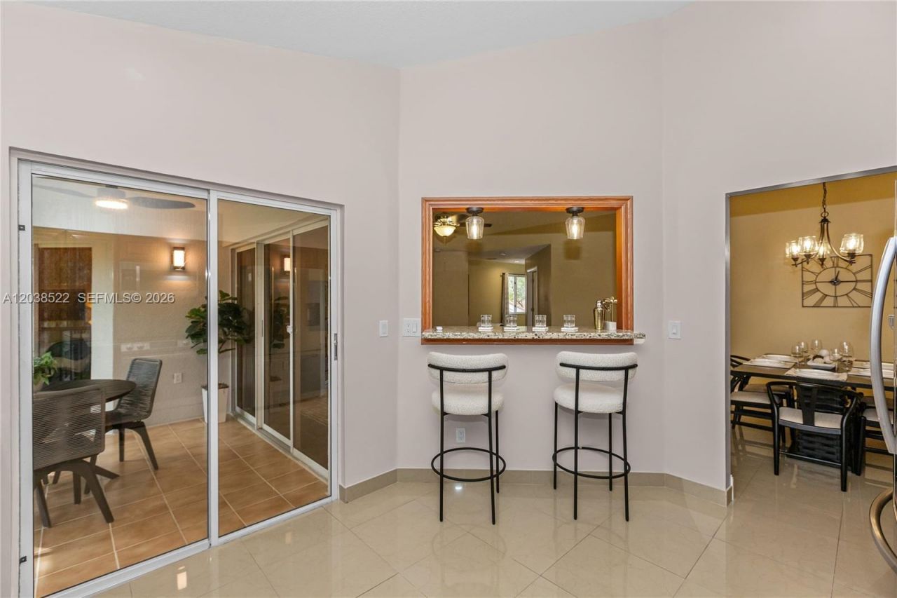 9237 NW 9th Pl, Unit 9237, Plantation, FL 33324 Photo