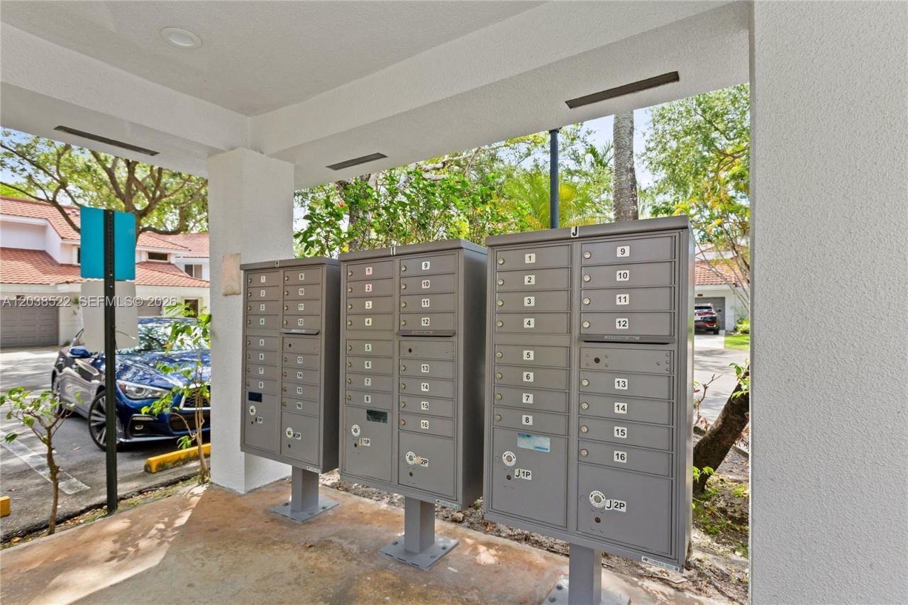 9237 NW 9th Pl, Unit 9237, Plantation, FL 33324 Photo