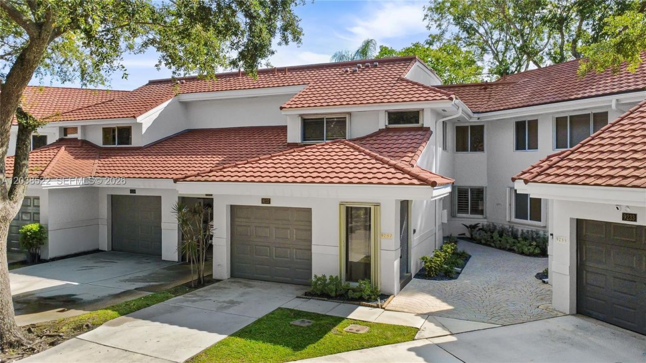 9237 NW 9th Pl, Unit 9237, Plantation, FL 33324 Photo