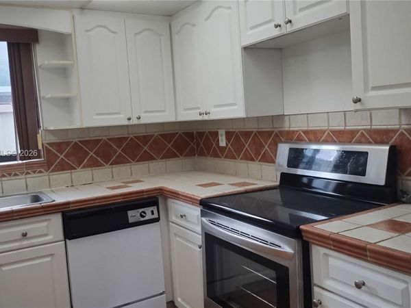 7115 SW 111th Pl, Miami, FL 33173