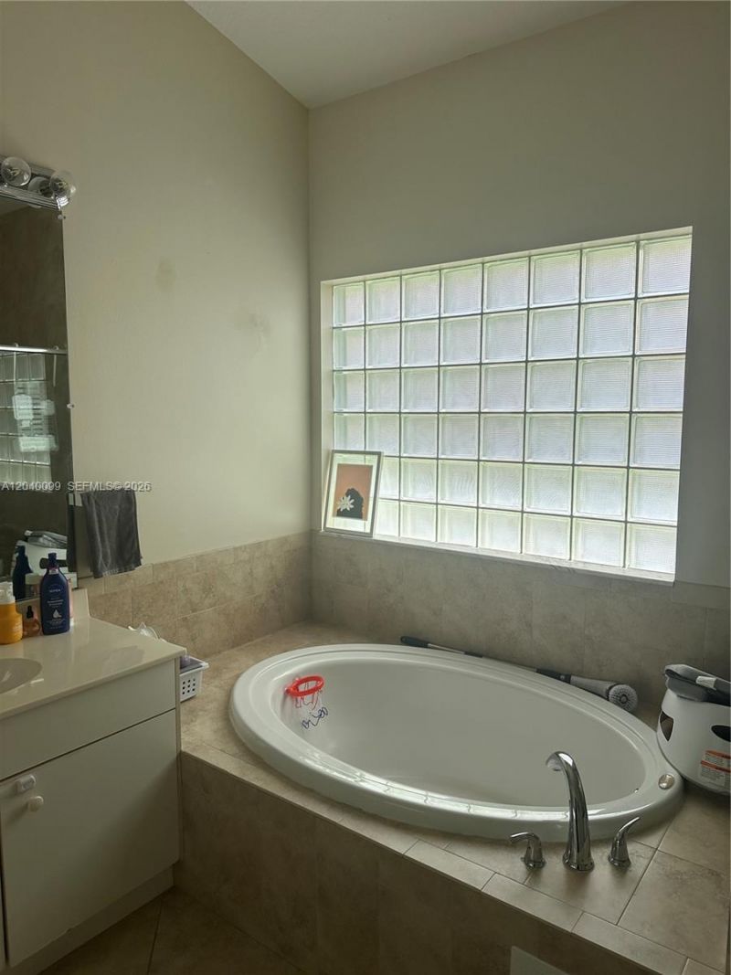 16407 SW 1st Ct, Pembroke Pines, FL 33027 Photo