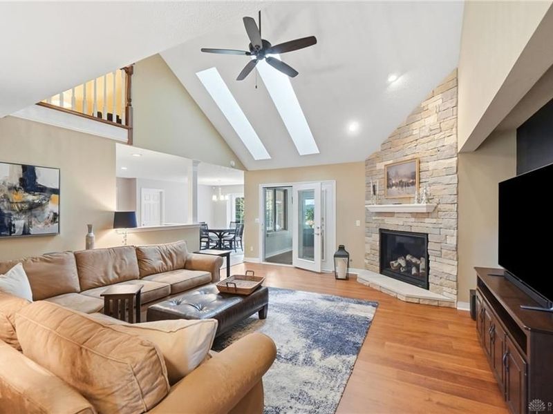 9301 Patriot Woods Court, Washington Township, OH 45458 Photo 13