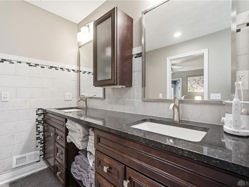 9301 Patriot Woods Court, Washington Township, OH 45458 Photo 40