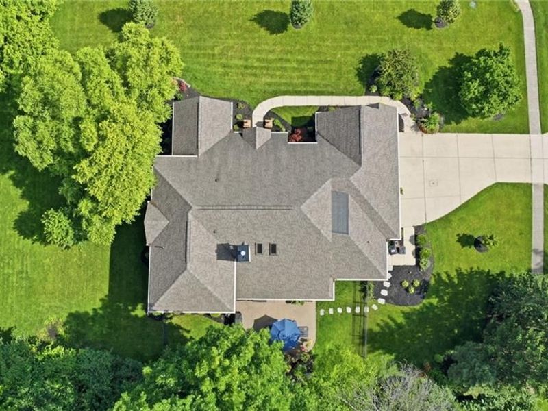 9301 Patriot Woods Court, Washington Township, OH 45458 Photo 6