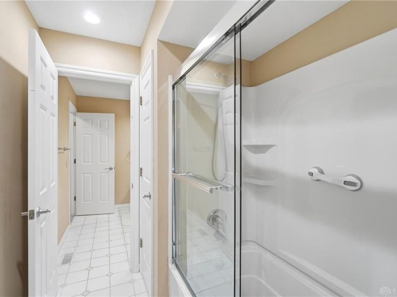 9301 Patriot Woods Court, Washington Township, OH 45458 Photo 68