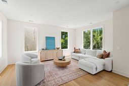 63 Kennedy Street photo 4