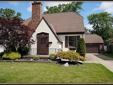 40 Kenton Road, Buffalo, NY 14217