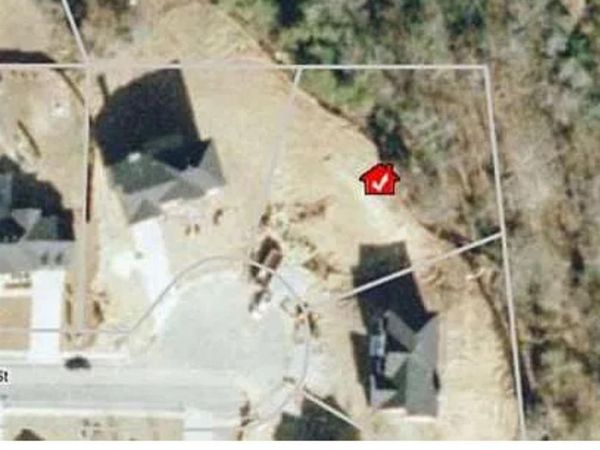 7616 Larkspur Street , Lithonia, GA 30058