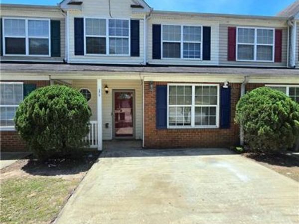 1020 Maple Valley Court , Union City, GA 30291