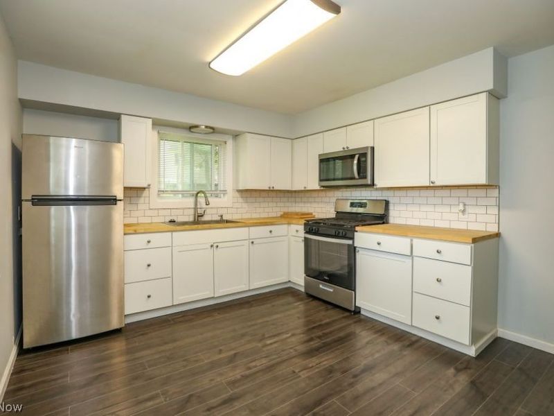 1562 State Route 303, Streetsboro, OH 44241 Photo 18