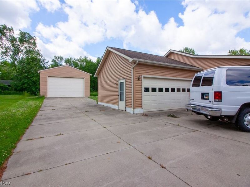 380 Clay Street, Geneva, OH 44041 Photo 4