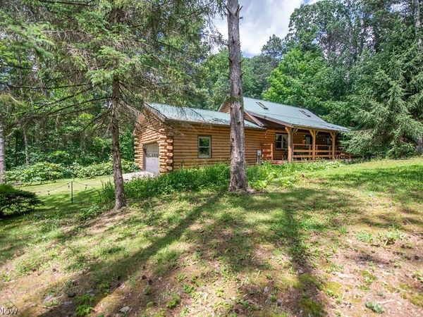 86110 Tappan Highlands Road , Uhrichsville, OH 44683