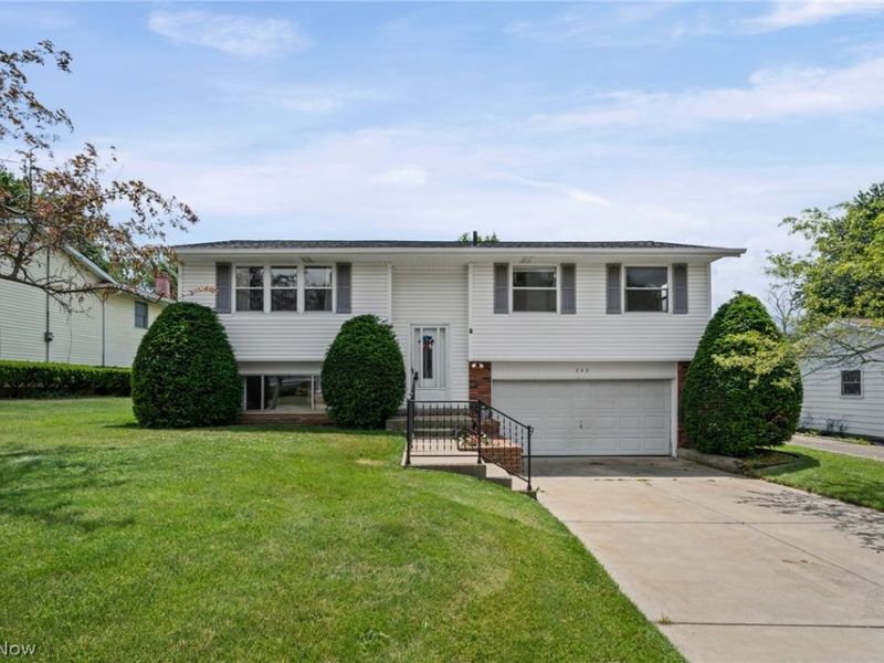248 Washington Drive, Northfield, OH 44067 Photo 2