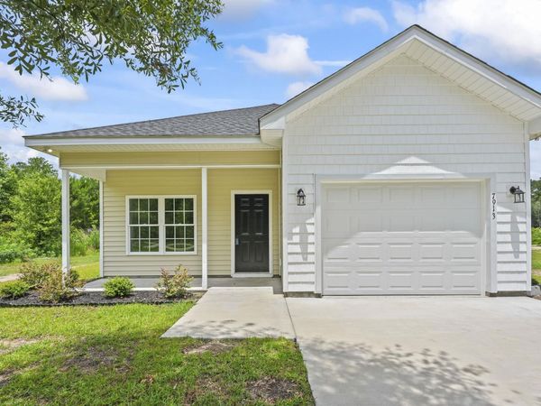 7913 E Highway 19 , Loris, SC 29569