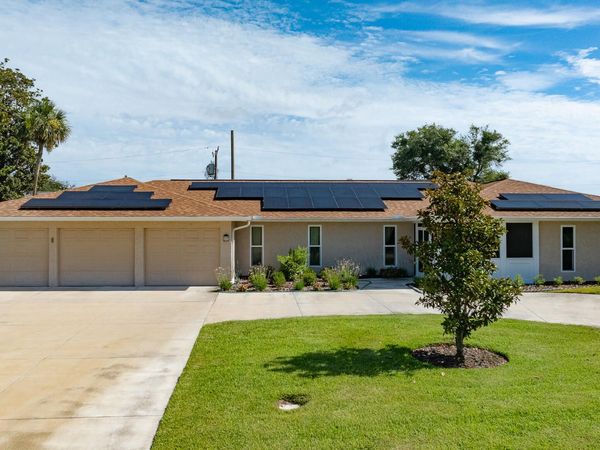 33 Sandcastle Drive, Ormond Beach, FL 32176
