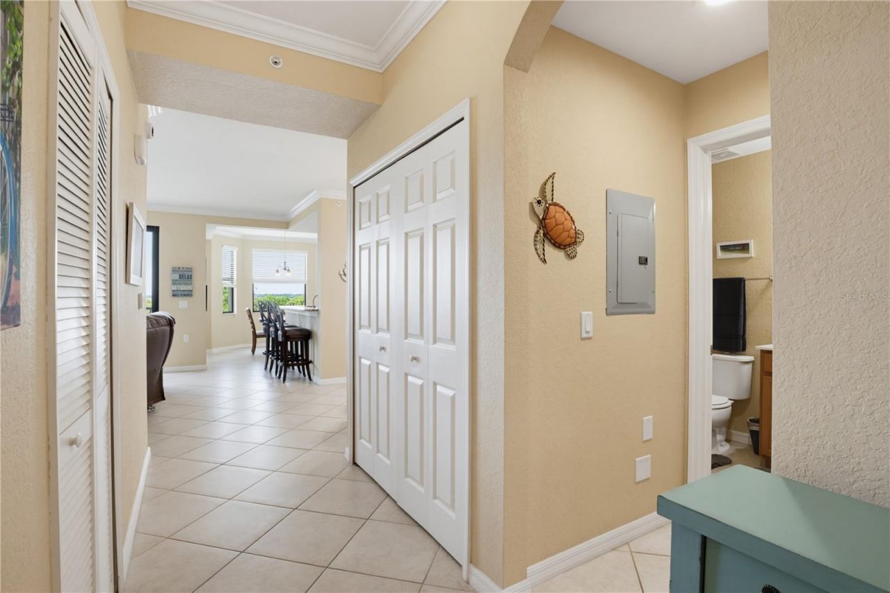 7005 River Hammock Drive, Unit 202, Bradenton, FL 34212 Photo