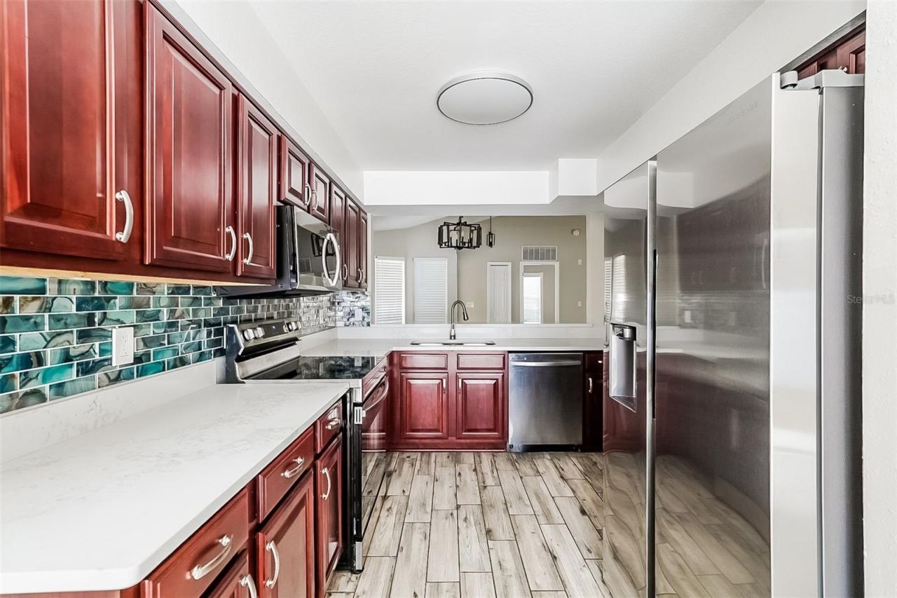 1019 Ridgefield Drive , Valrico, FL 33594 Photo