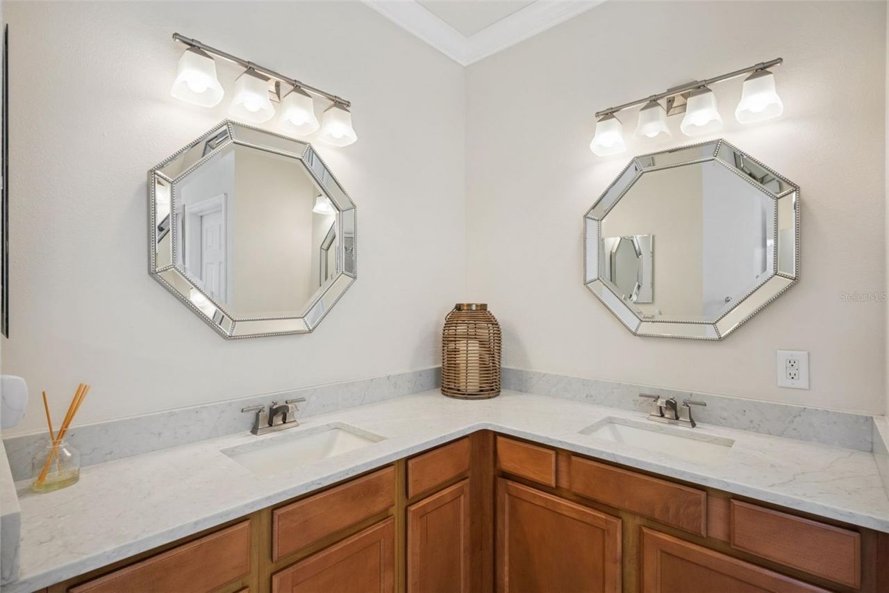 14255 Southern Red Maple Drive, Orlando, FL 32828 Photo
