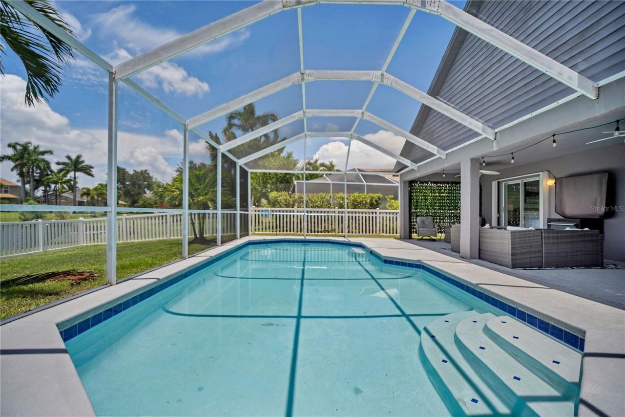 809 Addison Drive Ne, Saint Petersburg, FL 33716 Photo