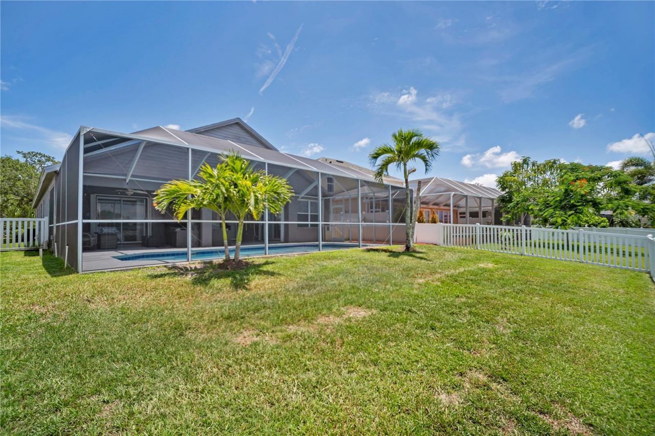 809 Addison Drive Ne, Saint Petersburg, FL 33716 Photo