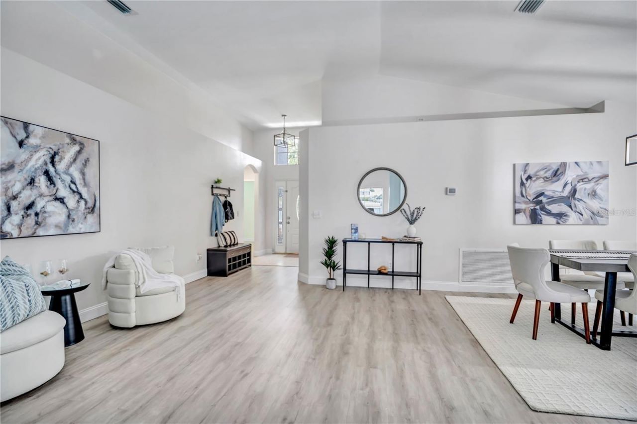 809 Addison Drive Ne, Saint Petersburg, FL 33716 Photo