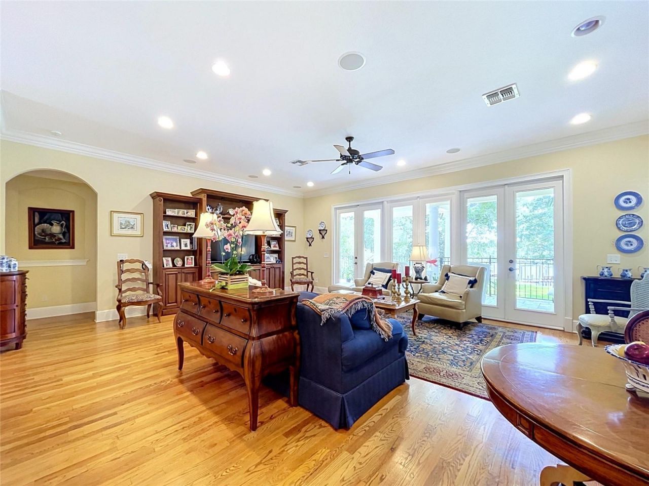3312 N Perry Avenue, Tampa, FL 33603 Photo
