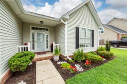 1240 Creek Stone Way photo 4