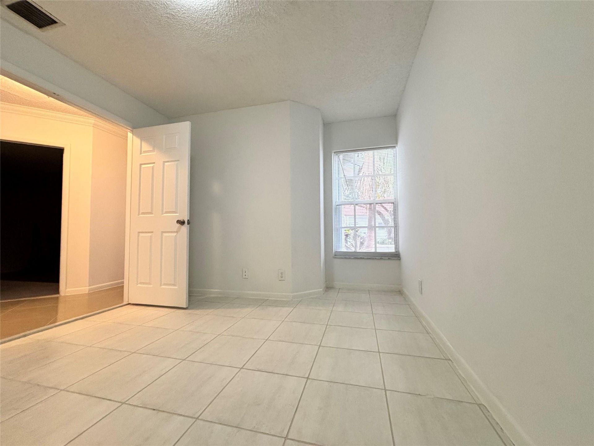 2990 NW 68th Avenue, Margate, FL 33063 Photo
