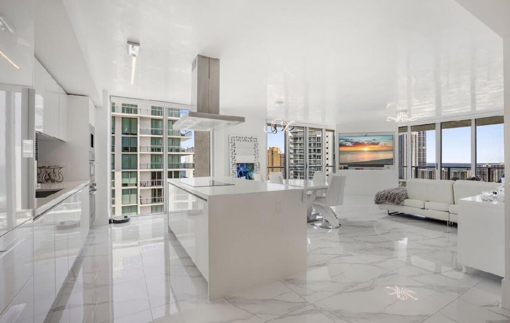 330 Sunny Isles Boulevard, Unit 5-2308, Sunny Isles Beach, FL 33160 Photo