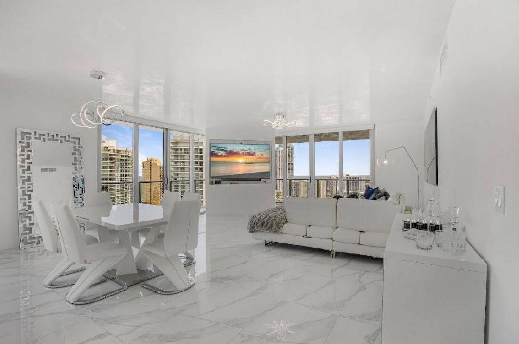 330 Sunny Isles Boulevard, Unit 5-2308, Sunny Isles Beach, FL 33160 Photo