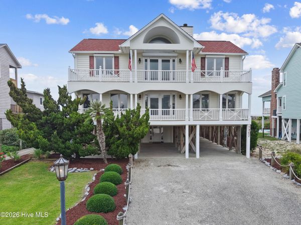 1307 Ocean Boulevard W, Holden Beach, NC 28462