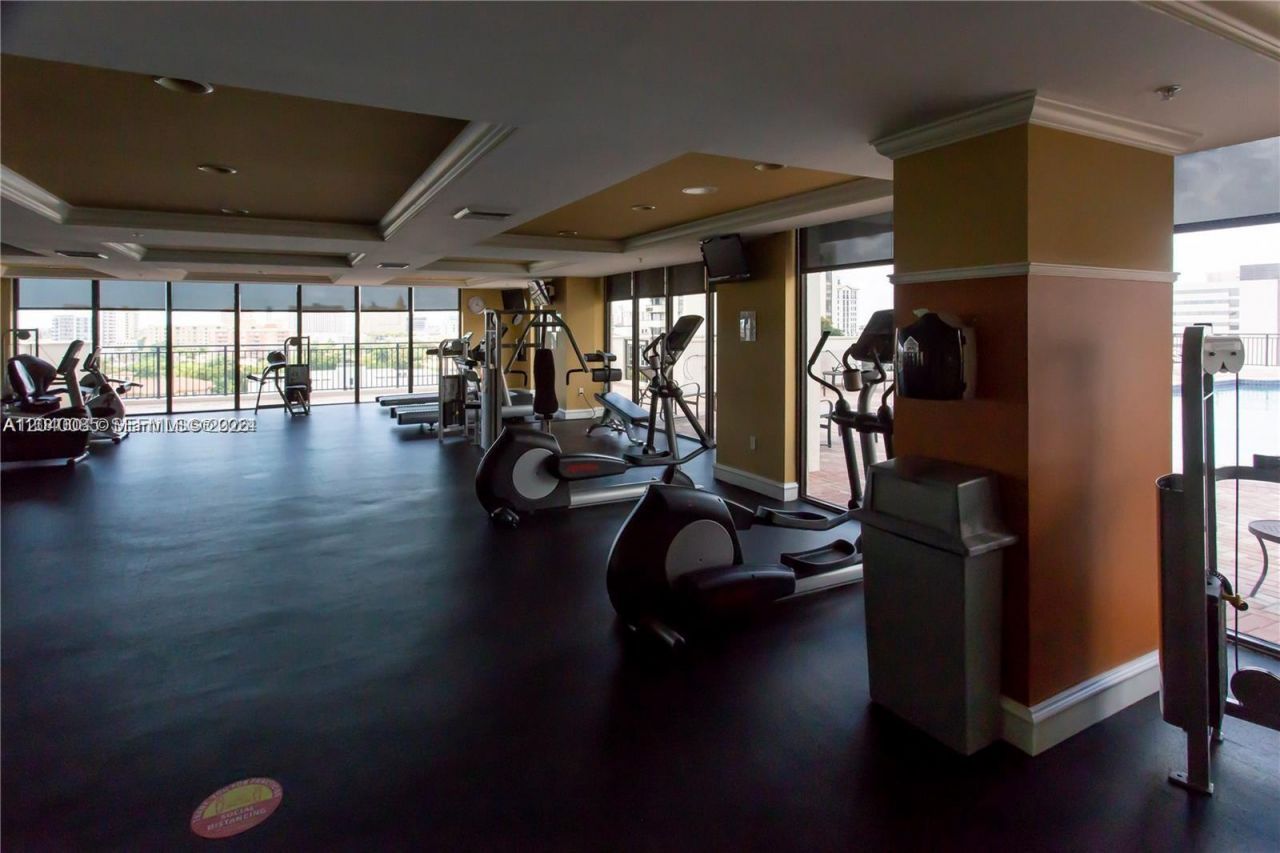888 S Douglas Rd , Unit 1405, Coral Gables, FL 33134 Photo