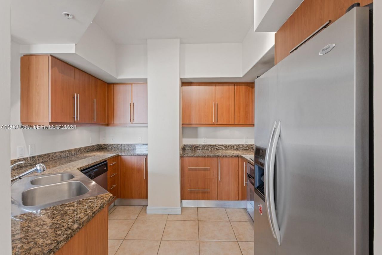 888 S Douglas Rd , Unit 1405, Coral Gables, FL 33134 Photo