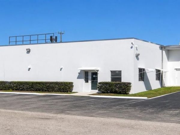 245 SW 33rd St, Fort Lauderdale, FL 33315