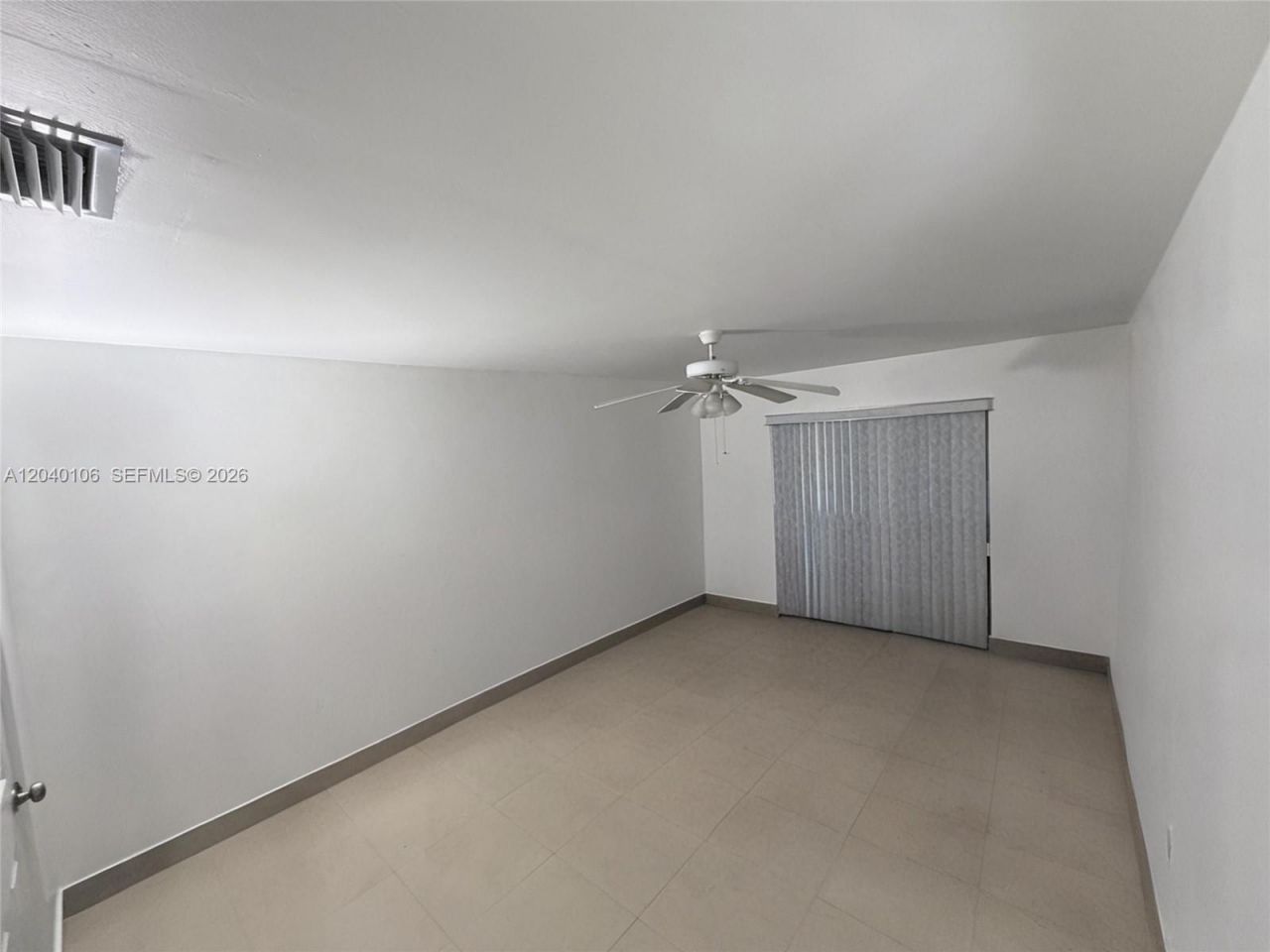 2566 N Nob Hill Rd, Sunrise, FL 33322 Photo