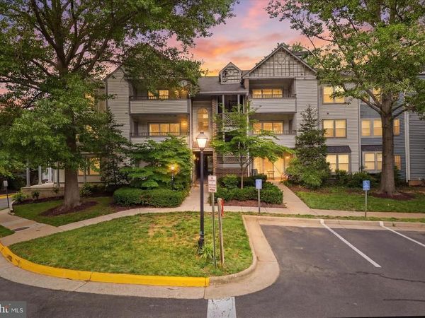 7703 LAFAYETTE FOREST DRIVE, Unit 24, ANNANDALE, VA 22003