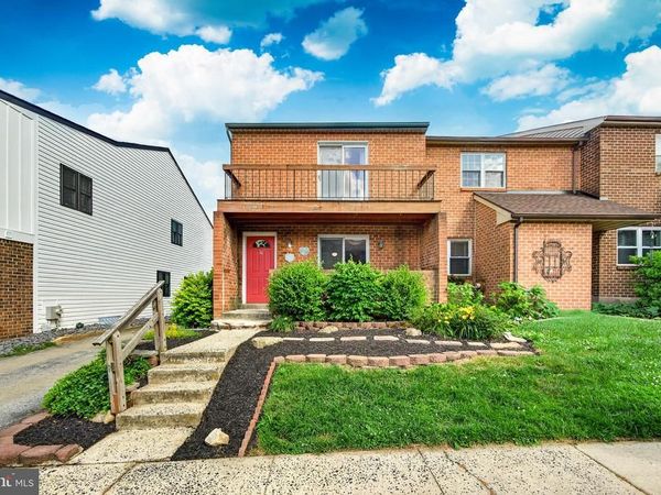 16 MARKEL ROAD, MALVERN, PA 19355