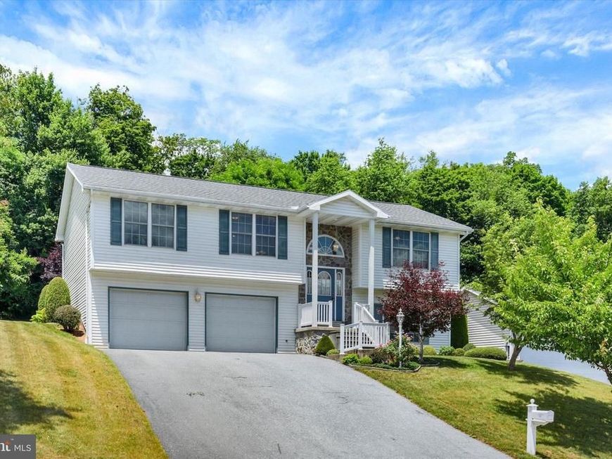 1203 Lincoln Street, Duncannon, PA 17020 Main Photo