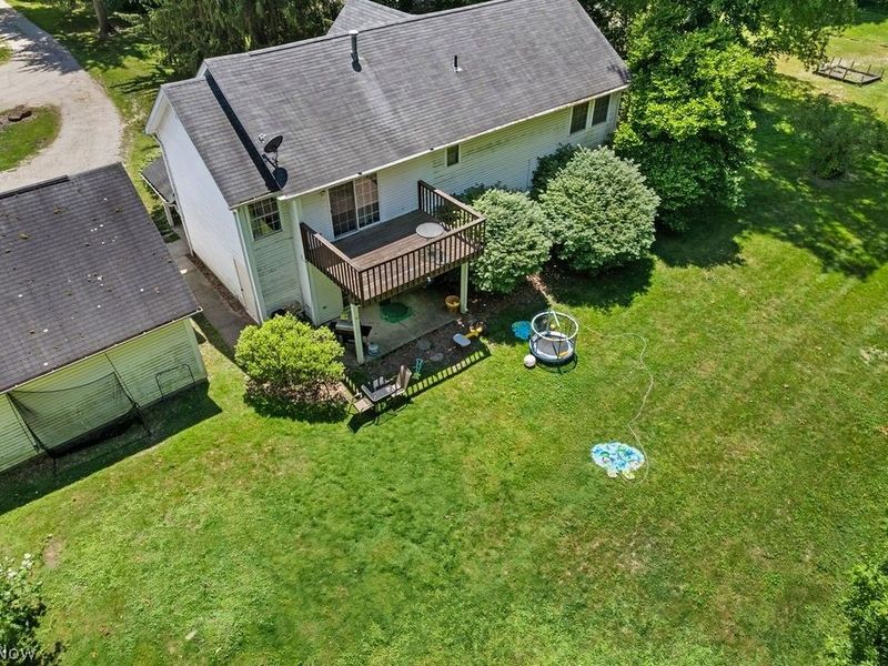 541 E Main Street, Ravenna, OH 44266 Photo 4