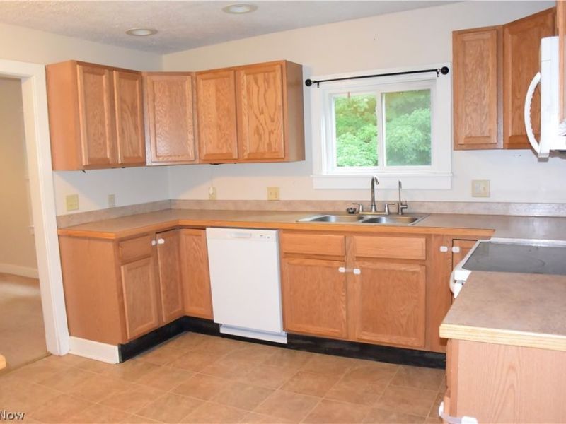 541 & 547 E Main Street, Ravenna, OH 44266 Photo 42